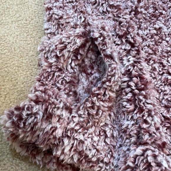 Fleece jacket - Picture 3 of 4